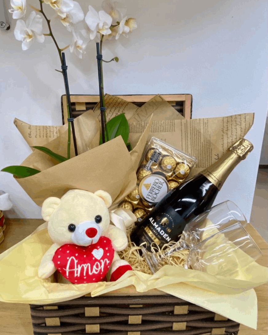 Presente Café da Manhã, Chocolate, vinho, Flores, BH Belo Horizonte 